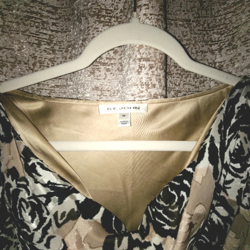St. John Black and Cream Floral Blouse - Picture 2 of 5